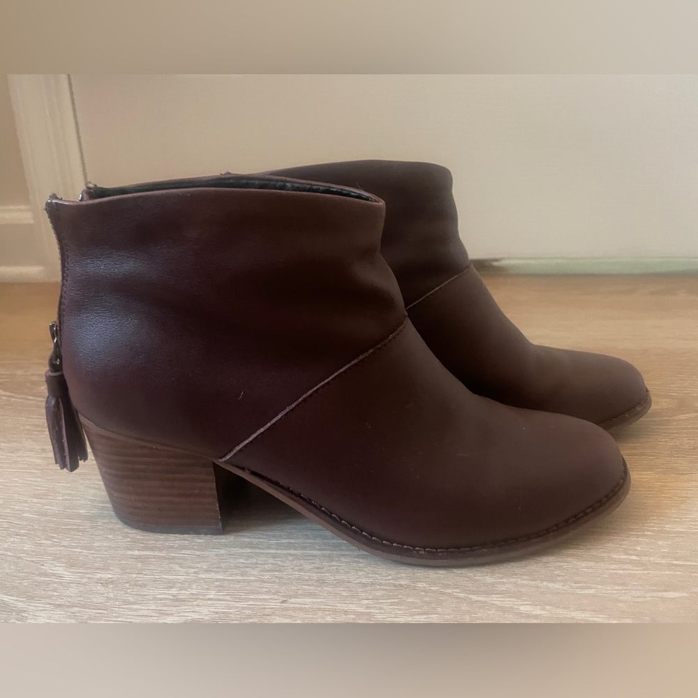 TOMS burgundy ankle boots